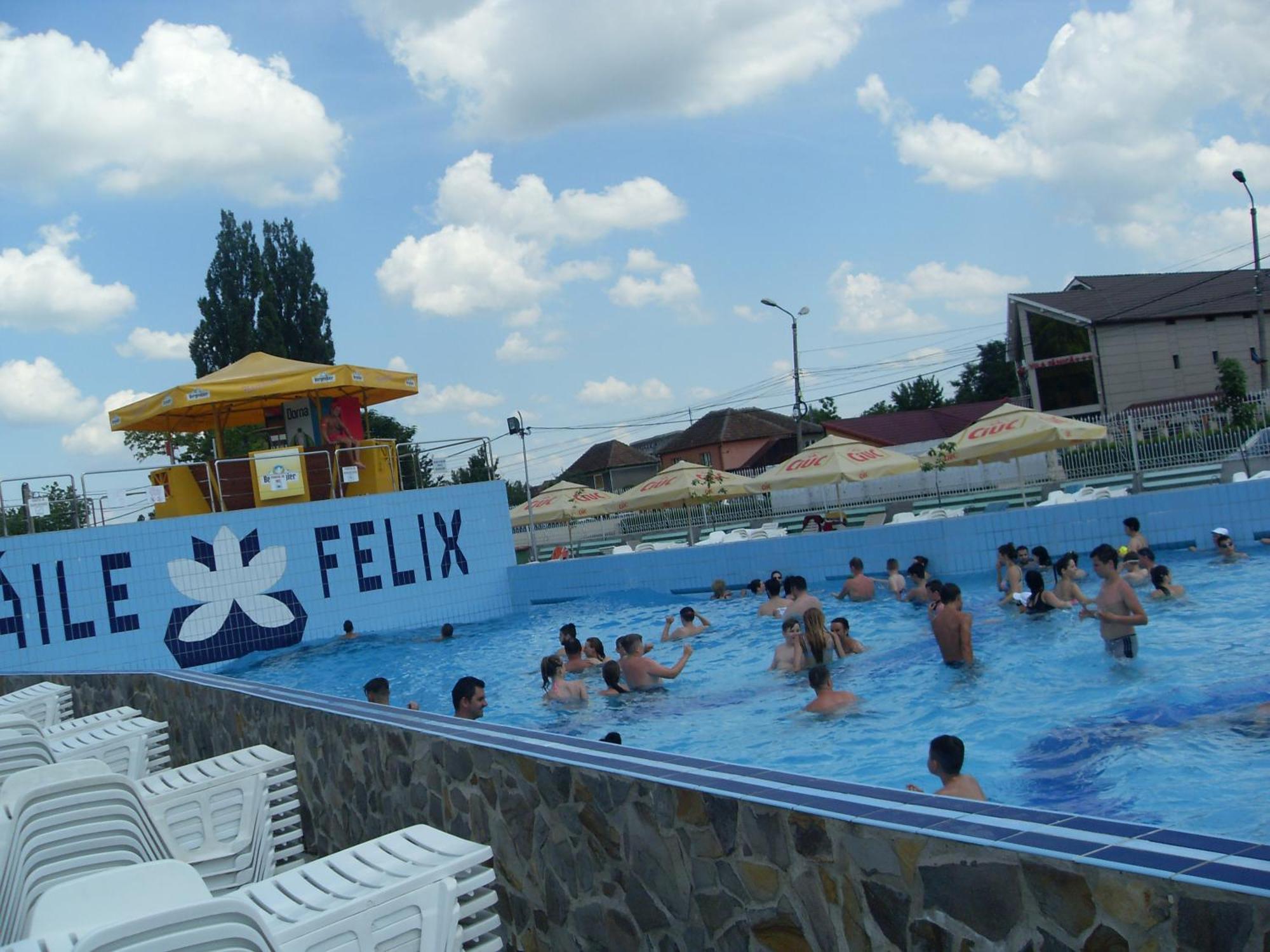 Pensiunea Beverly Hills Băile Felix Exterior foto